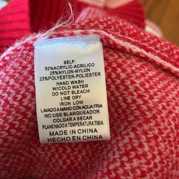 Listicle sweater top - Picture 7 of 7